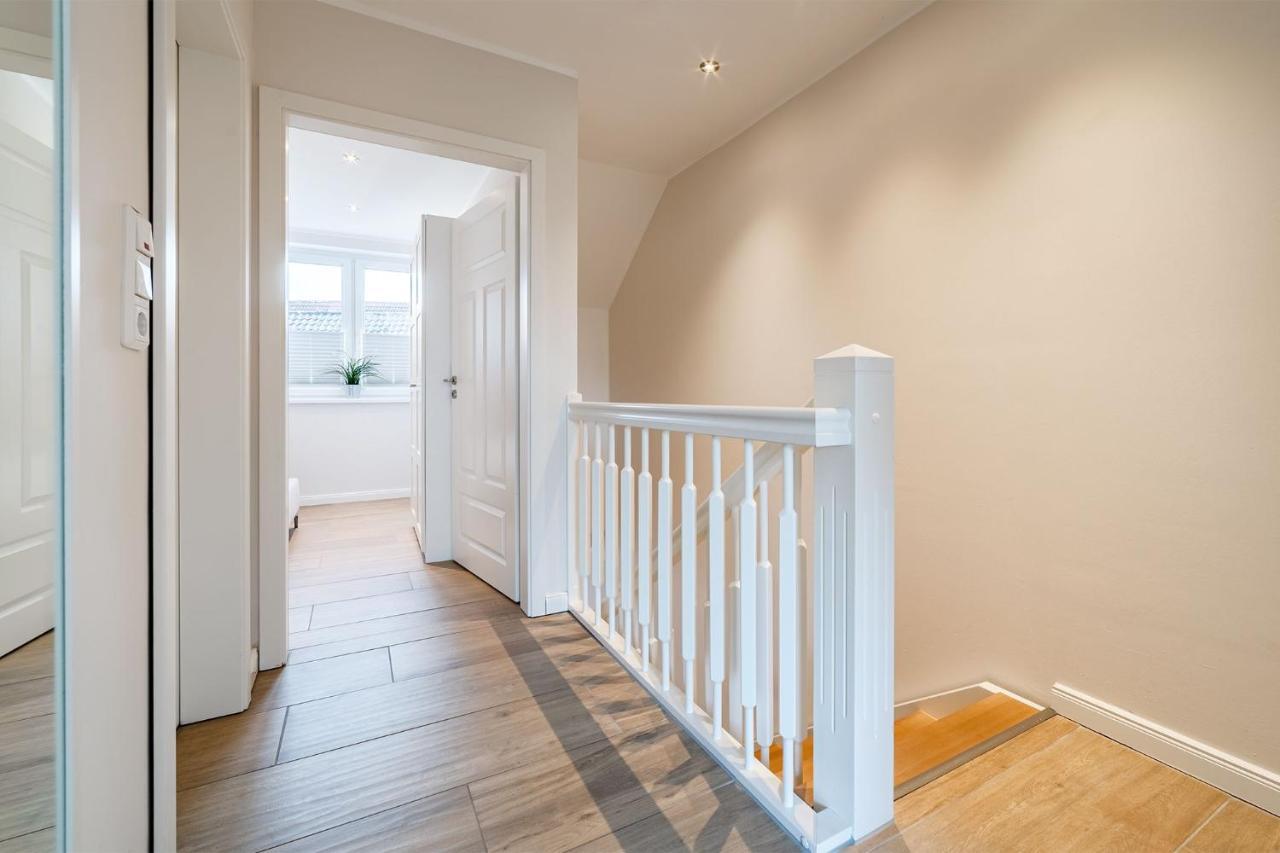 Haus Am Siel 01, Zentral Mit Eigenem Steg Villa Greetsiel Luaran gambar